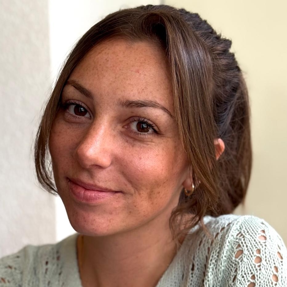 Angèle Vicaigne massages nid d'Aglaia Angèle Vicaigne massages nid d'Aglaia